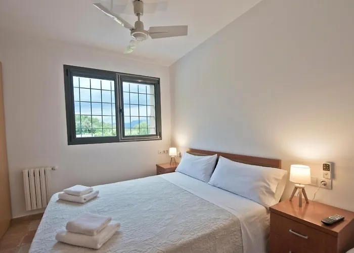 Hostal La Salut De Terrades